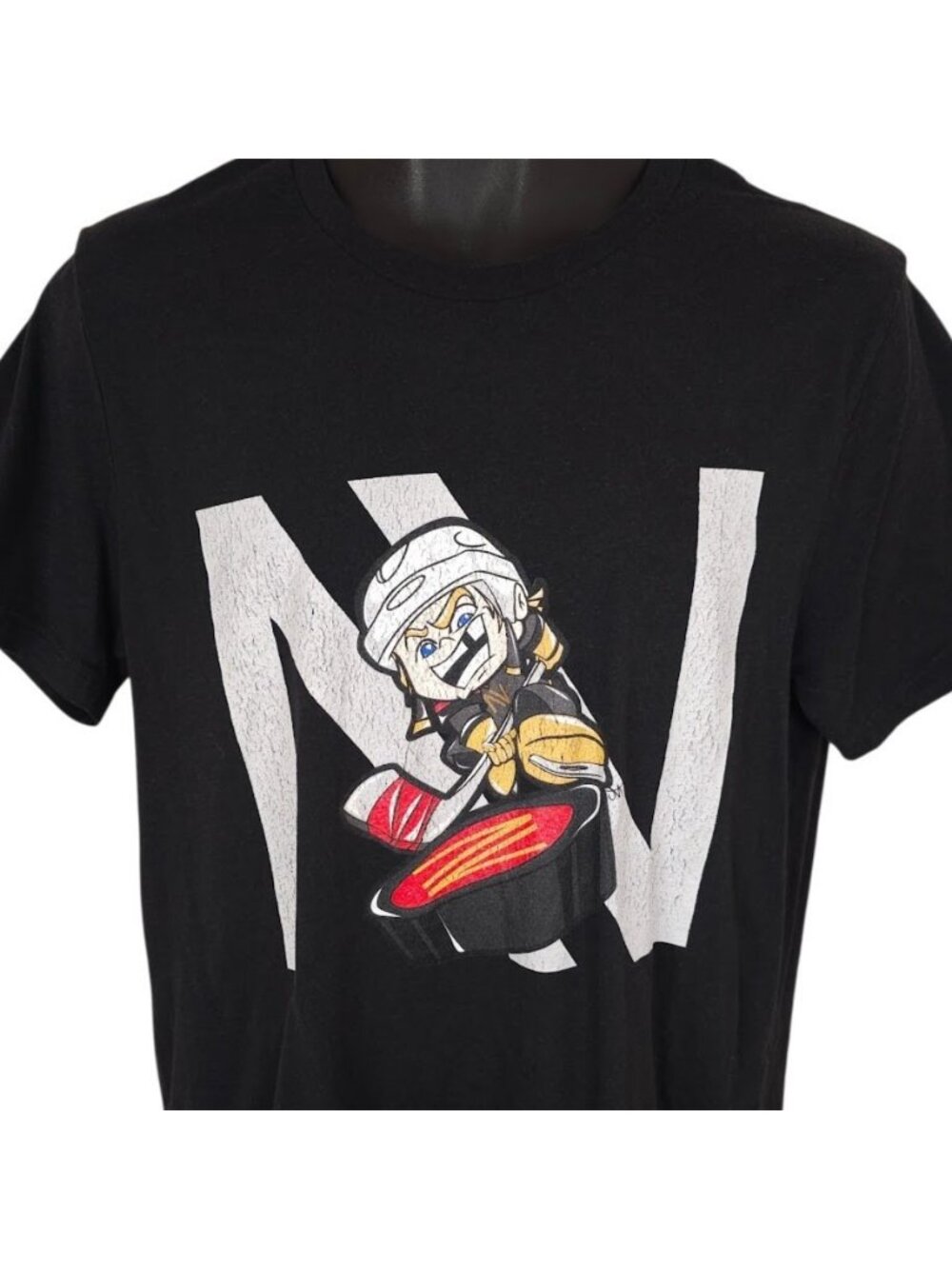 Vegas Golden Knights T Shirt Mens Size Medium Black NHL Hockey Threads Of eNVy